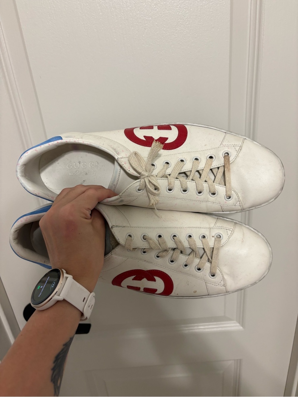 Authentic Gucci Ace 'Interlocking G - White Red Blue